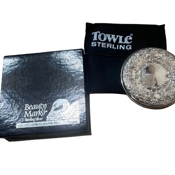 Vintage Towle | Sterling Silver Repousse Compact Makeup Mirror New In Box - Picture 5 of 7